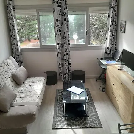 Apartment Studio Cosy Et Moderne A Deux Pas De La Plage *