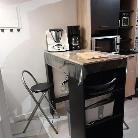 Studio Cosy Et Moderne A Deux Pas De La Plage Apartment
